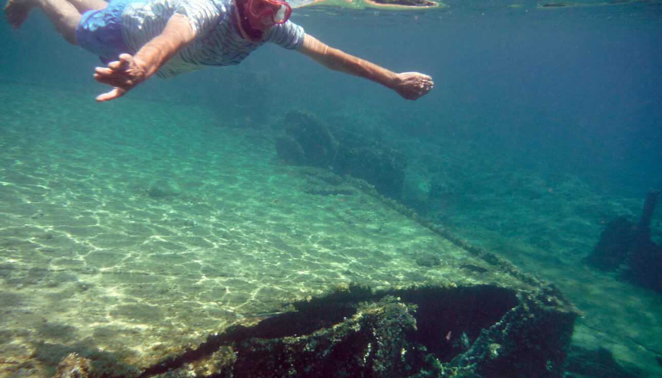 Swimming over the WWII shipwreck near Ancient Phalasarna
