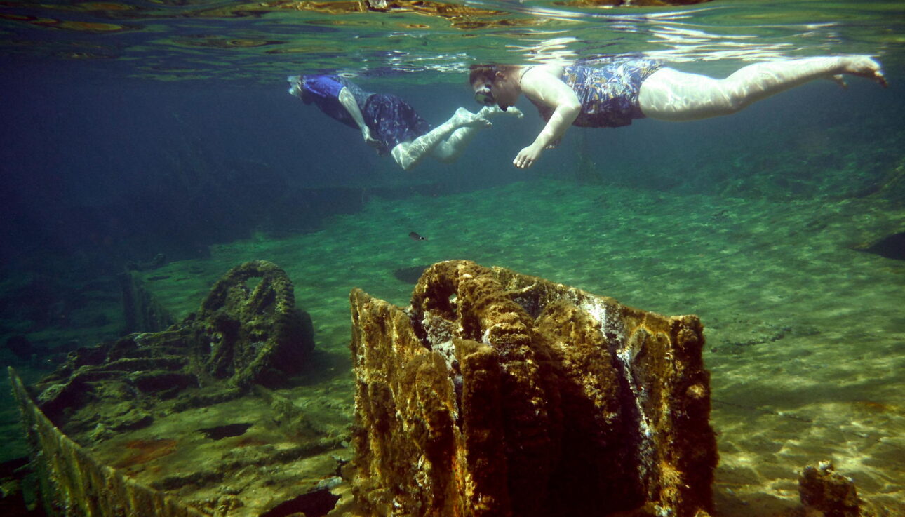 Snorkel Shipwreck Kissamos