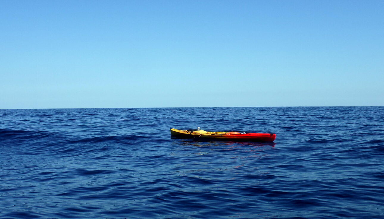A lonely Kayak in West Crete